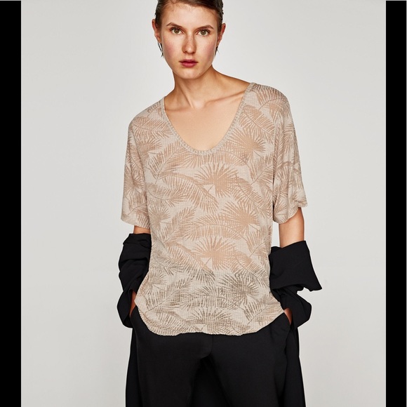 Zara Tops - Zara Palm Trees T-shirt with Round Neckline- SZ S
